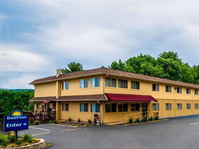 Days Inn By Wyndham Wurtsboro Esterno foto